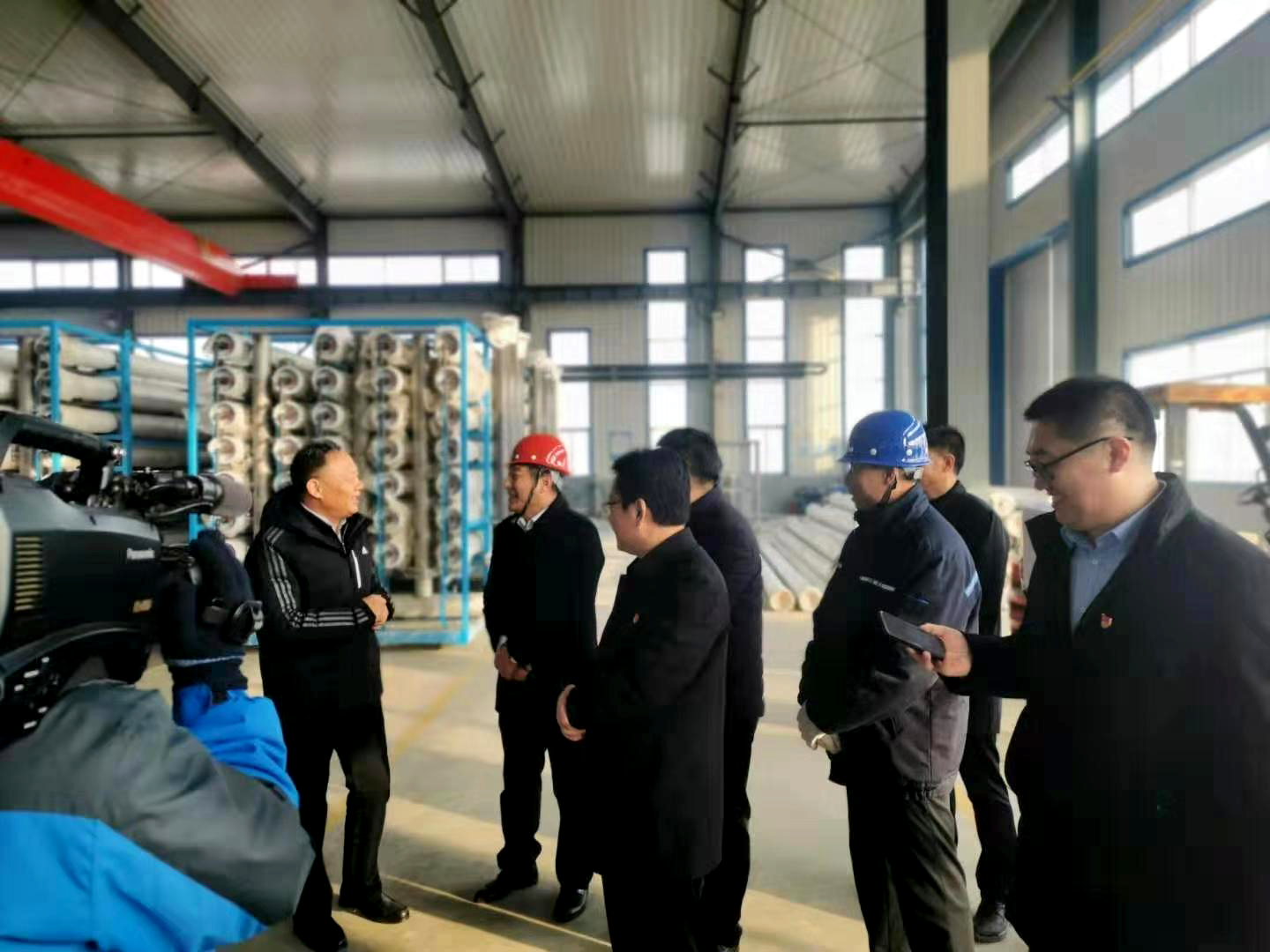 北票市委書記張秀軍走進一諾環(huán)境產(chǎn)業(yè)園，踐行&ldquo;不忘初心、牢記使命&rdquo;主題教育